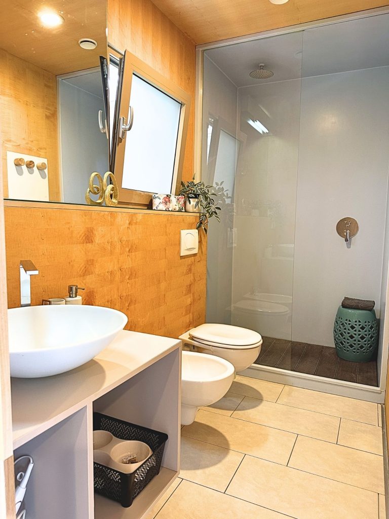 Magnolia BB4 kopalnica