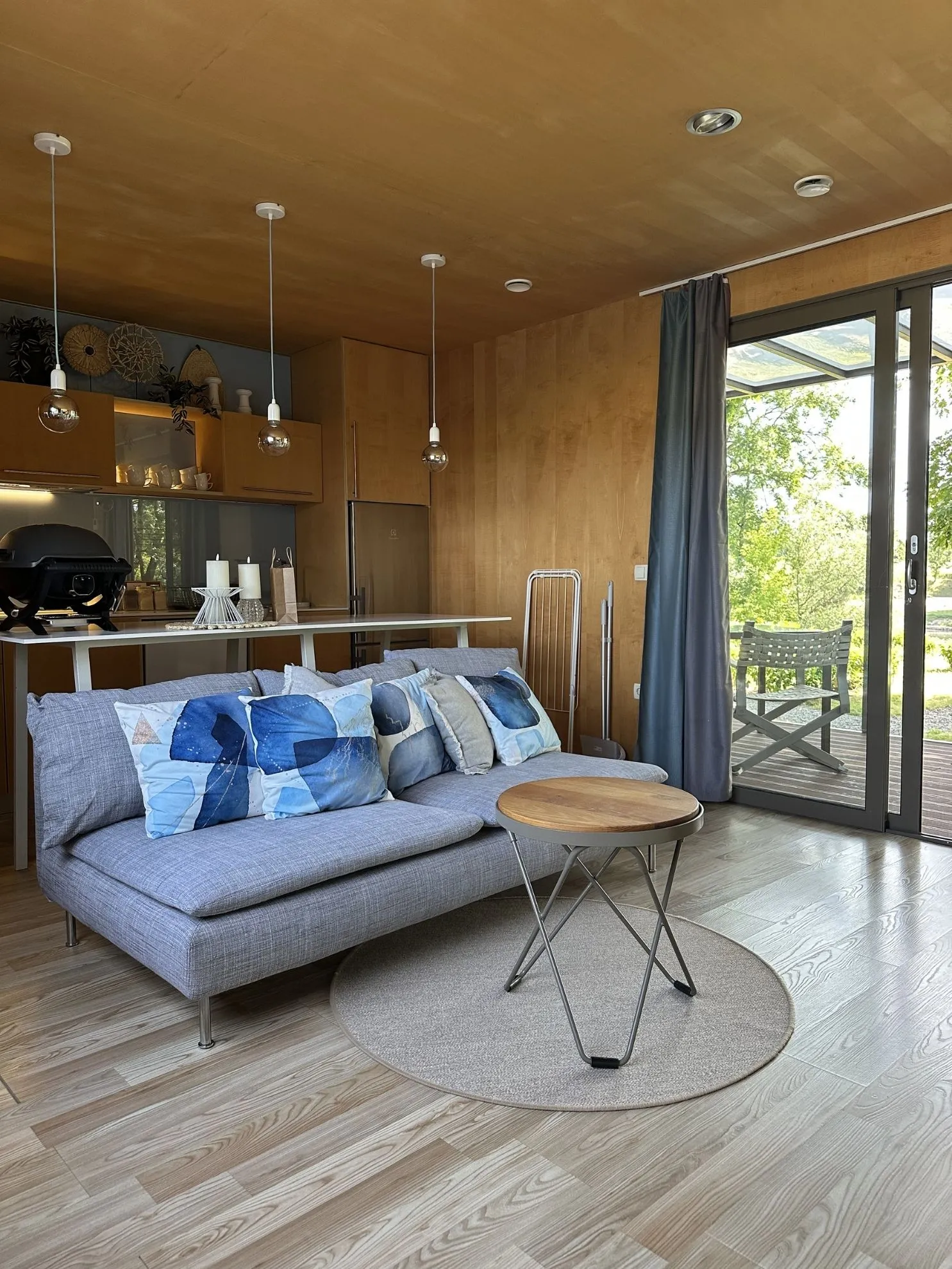 Magnolia BB2 dnevni kuhinja